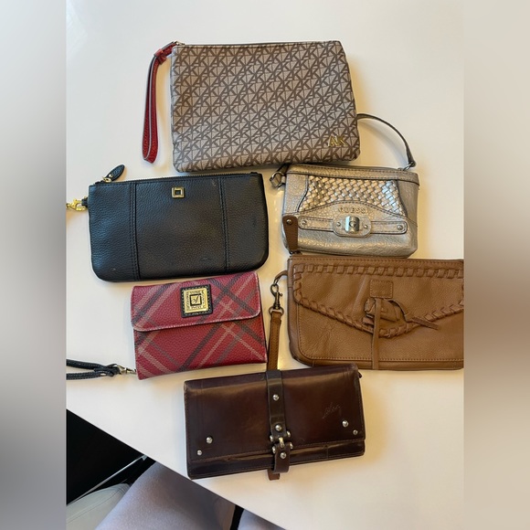 Handbags - Bundle of wallets/wristlets